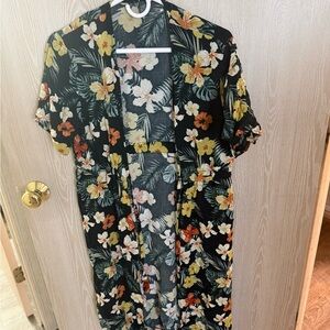 Black Floral Kimono Duster